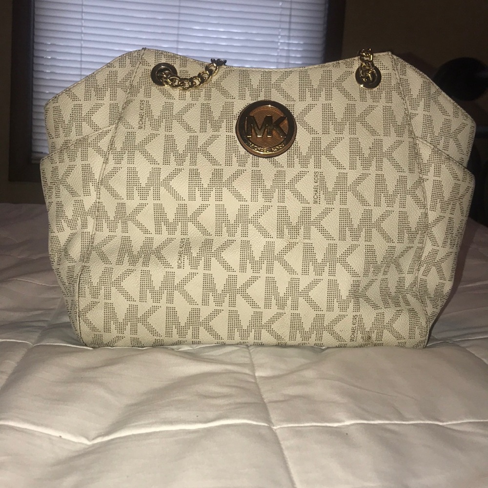 Michael Kors purse